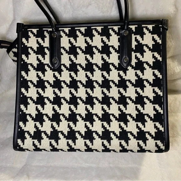 Excellent Condition Kate Spade Ella Houndstooth Jacquard
Tote Bag - Picture 9 of 16